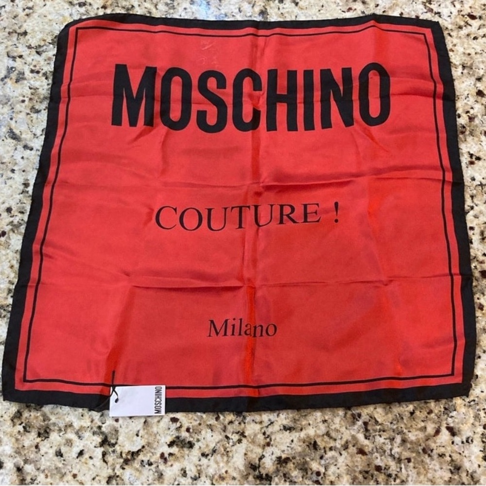 NWT Moschino Silk Purse Scarf